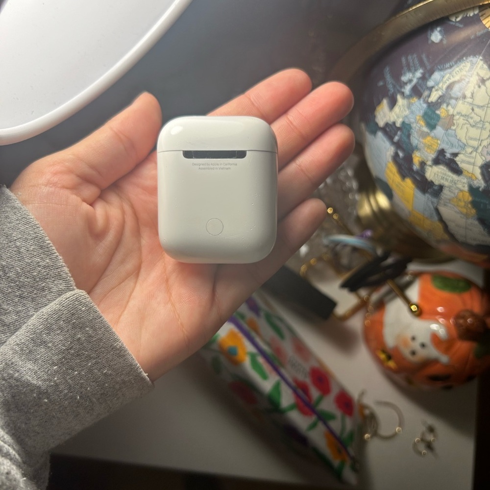 airpods - Picture 3 of 4